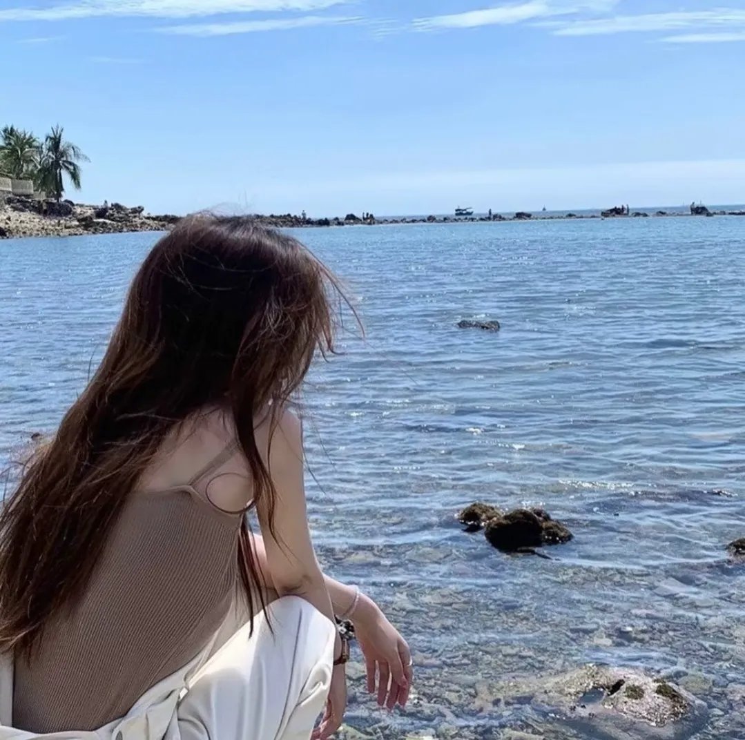 不愿恋爱的雀斑小姐
